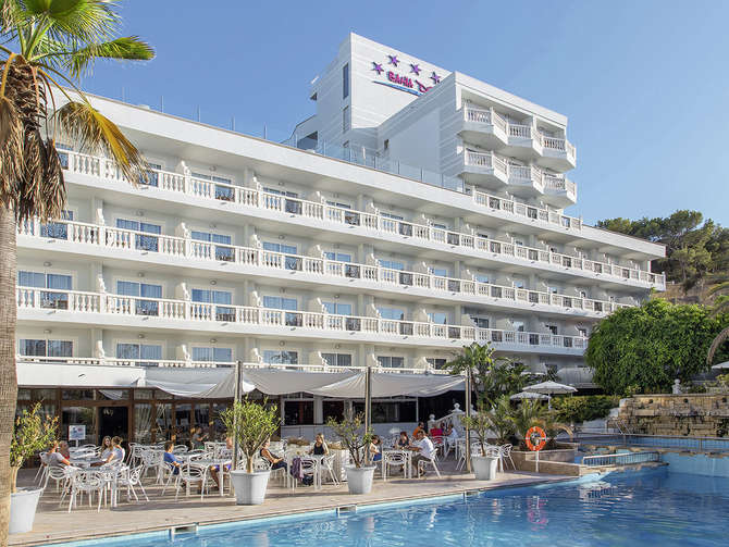 vakantie-naar-Hotel Bahia Del Sol-mei 2025