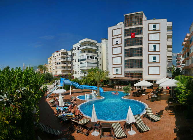 vakantie-naar-Hotel Bella Bravo-mei 2025