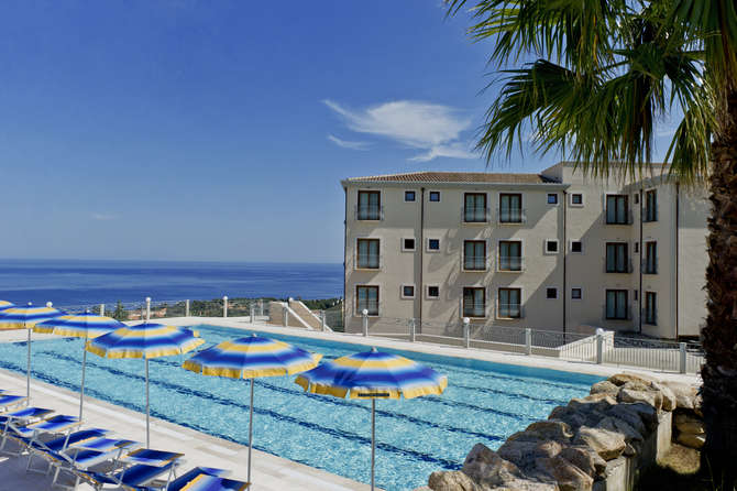 vakantie-naar-Hotel Brancamaria-mei 2025