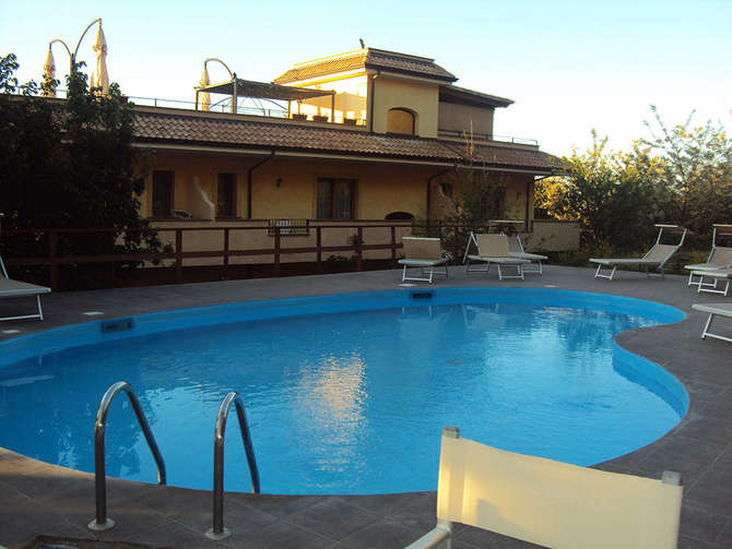 vakantie-naar-Hotel Cannamele Resort-mei 2025