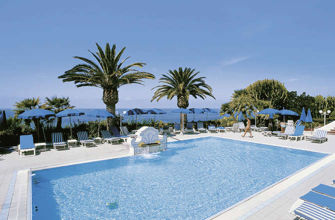 vakantie-naar-Hotel Capizzo-mei 2025