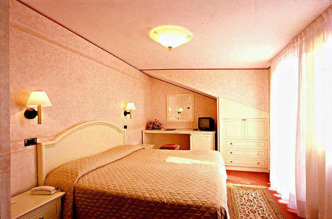 vakantie-naar-Hotel Carlton Capri-mei 2025
