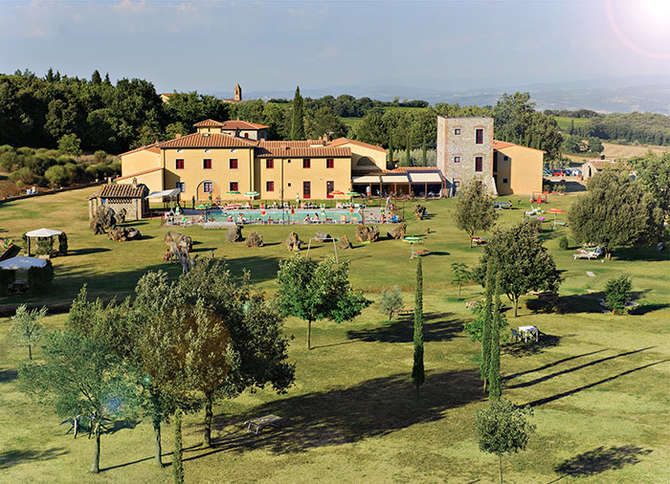 vakantie-naar-Hotel Casolare Le Terre Rosse-mei 2025