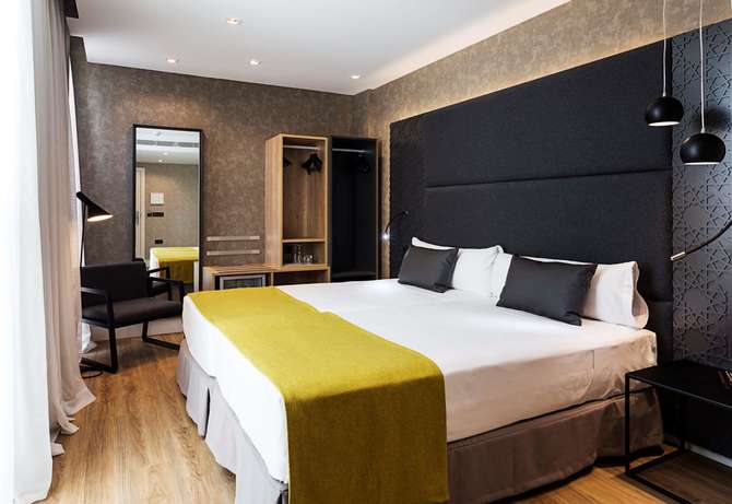 vakantie-naar-Hotel Catalonia Giralda-mei 2025