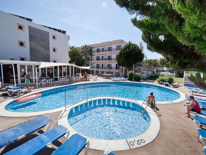 vakantie-naar-Hotel Club La Noria-mei 2024