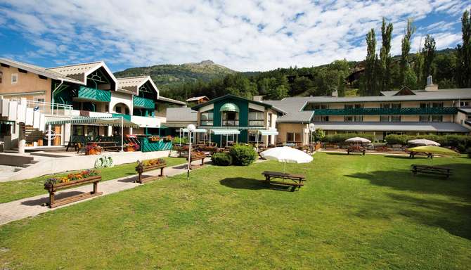 vakantie-naar-Hotel Club Les Alpes Dazur-april 2024