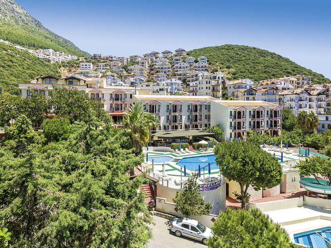 vakantie-naar-Hotel Club Phellos-juni 2025
