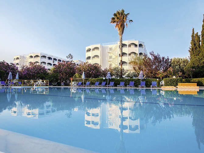 vakantie-naar-Hotel Continental Palace-mei 2025