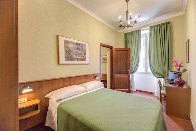 vakantie-naar-Hotel Corona-mei 2025