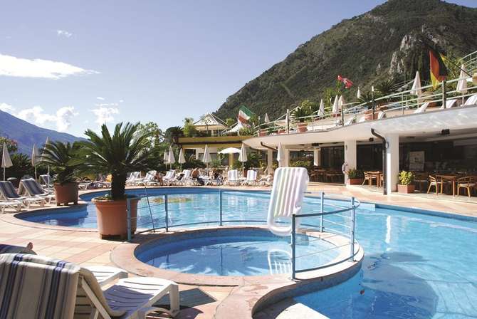 vakantie-naar-Hotel Cristina-mei 2025