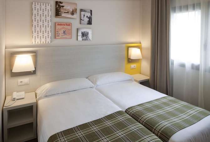 vakantie-naar-Hotel Cristina-mei 2025