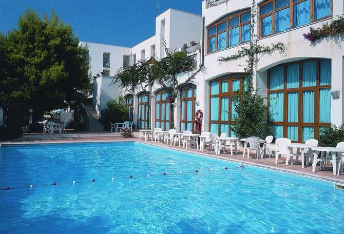 vakantie-naar-Hotel Degli Aranci-mei 2025
