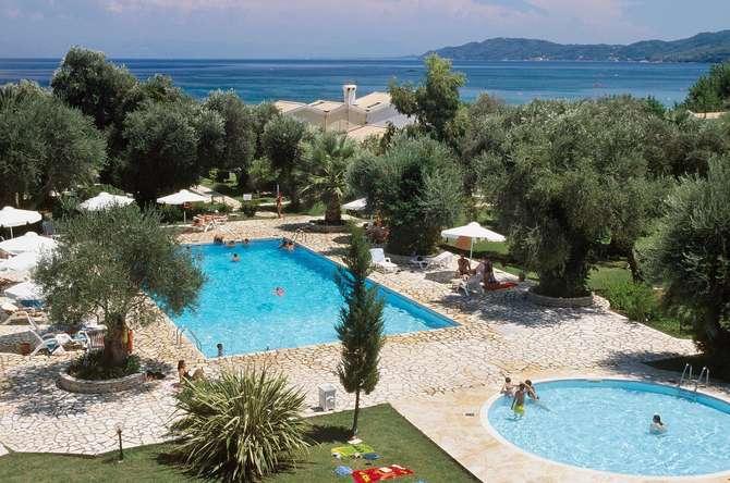 vakantie-naar-Hotel Delfinia-mei 2025