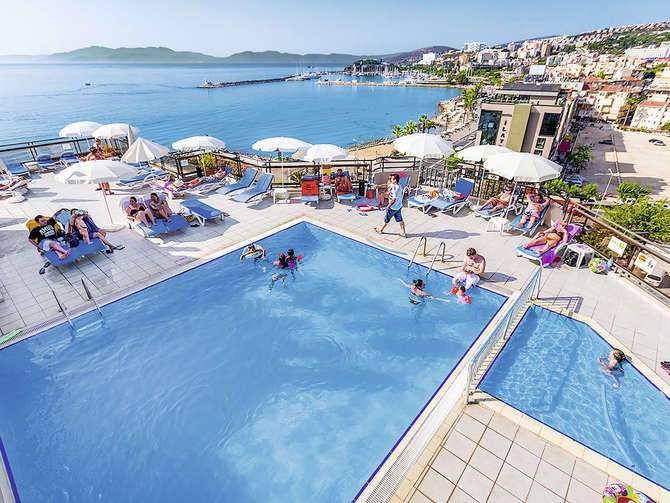vakantie-naar-Hotel Derici-mei 2025
