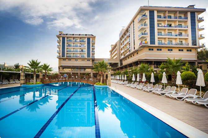 vakantie-naar-Hotel Dizalya Palm Garden-maart 2024