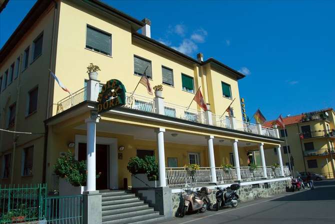 vakantie-naar-Hotel Dora-mei 2025