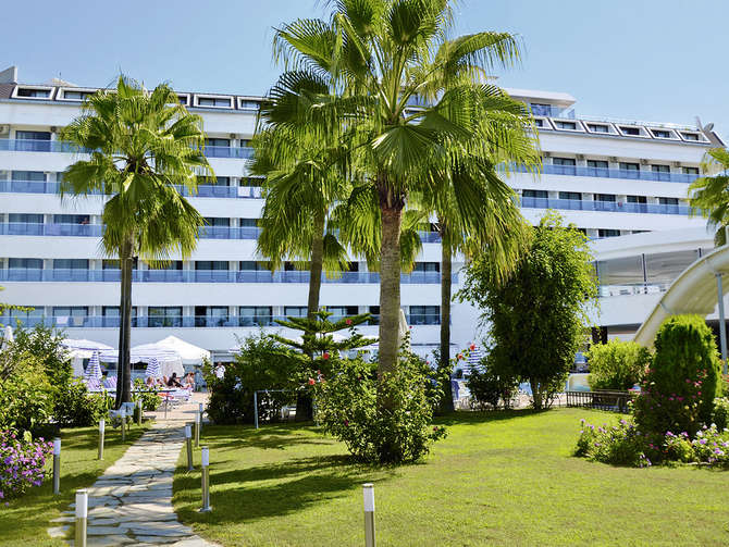 vakantie-naar-Hotel Drita-mei 2024