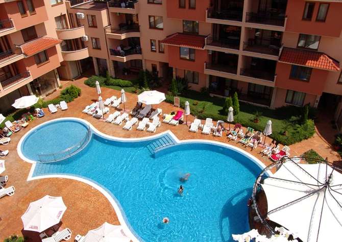 vakantie-naar-Hotel Efir Holiday-mei 2025