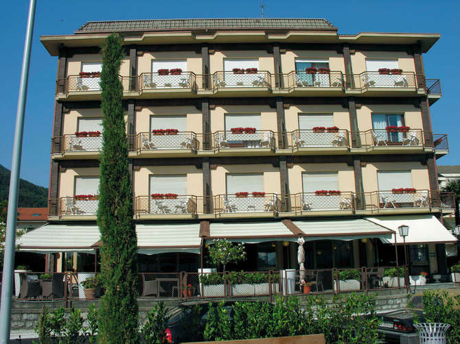 vakantie-naar-Hotel Europa Porlezza-mei 2024