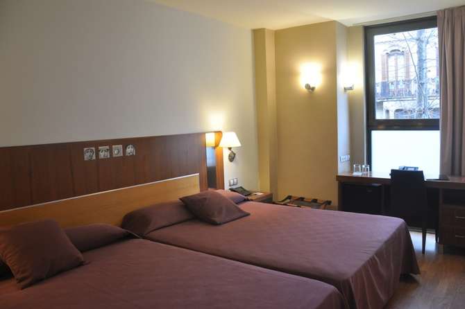 vakantie-naar-Hotel Evenia Rocafort-mei 2025