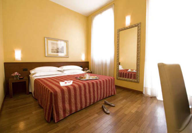 vakantie-naar-Hotel Fenice Milano-mei 2025