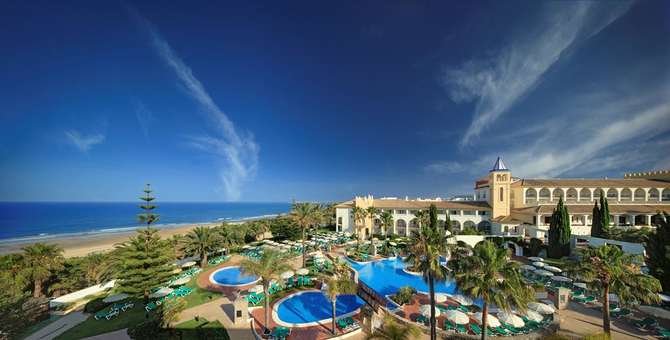 vakantie-naar-Hotel Fuerte Conil Costa Luz-april 2024