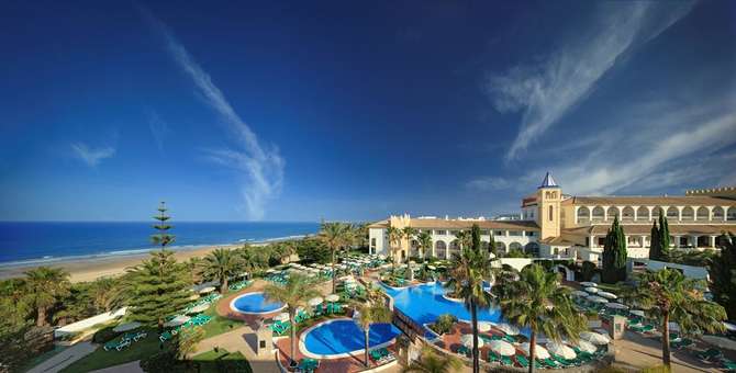vakantie-naar-Hotel Fuerte Conil Costa Luz-mei 2025