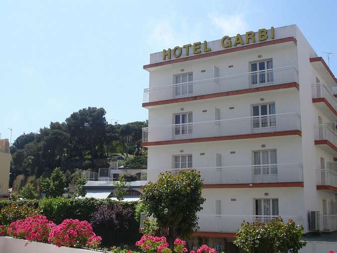 vakantie-naar-Hotel Garbi-mei 2025