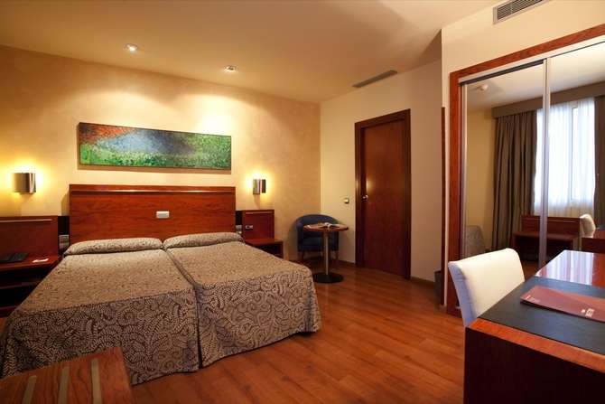 vakantie-naar-Hotel Garbi Millenni-mei 2025
