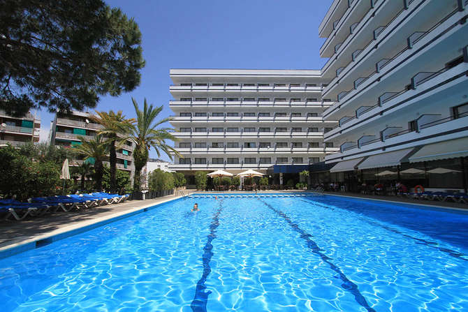 vakantie-naar-Hotel Gran Garbi-mei 2025