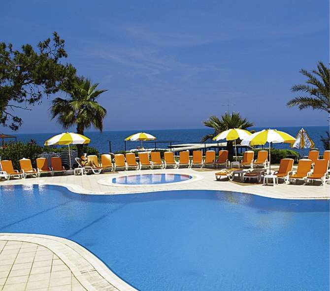 vakantie-naar-Hotel Grand Ring-mei 2025