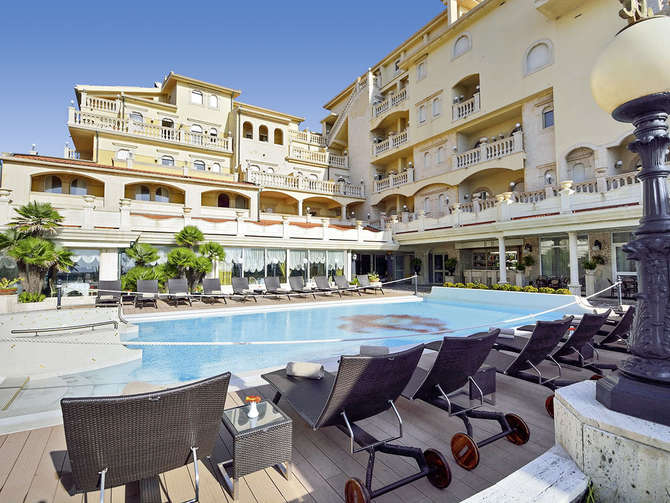 vakantie-naar-Hotel Hellenia Yachting-mei 2025