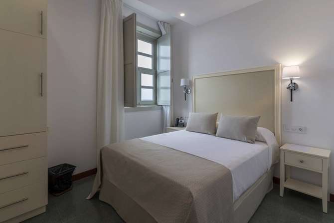 vakantie-naar-Hotel Holiday Time-mei 2025
