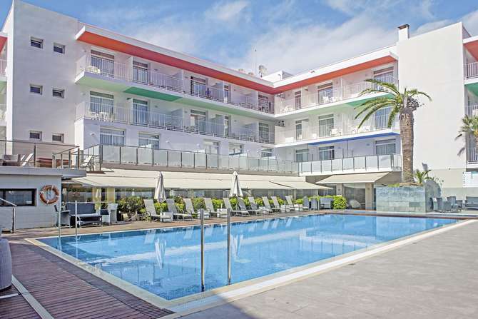 vakantie-naar-Hotel Ibersol Antemare Spa-mei 2025