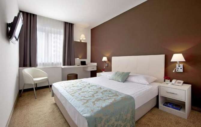 vakantie-naar-Hotel Jadran-april 2024