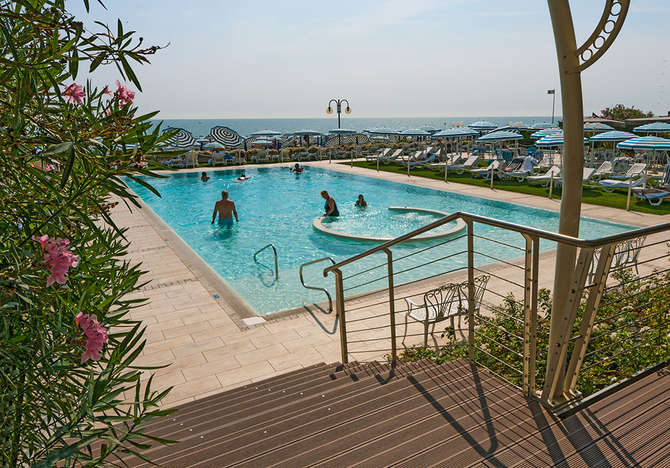 vakantie-naar-Hotel Le Soleil-mei 2025