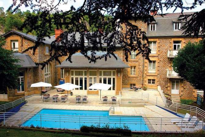 vakantie-naar-Hotel Les Bains Romains-mei 2025