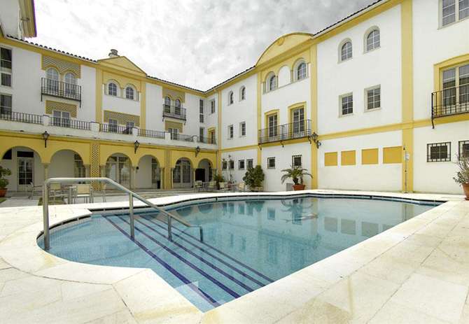 vakantie-naar-Hotel Macia Alfaros-april 2024