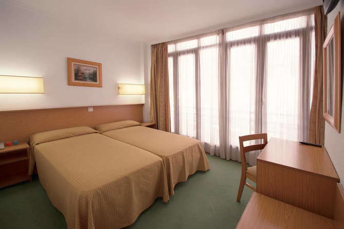 vakantie-naar-Hotel Madrisol-april 2024