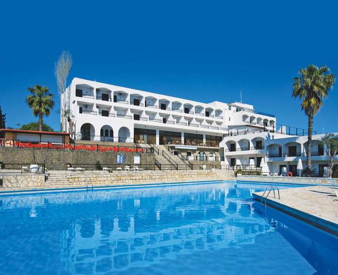 vakantie-naar-Hotel Magna Graecia-mei 2025