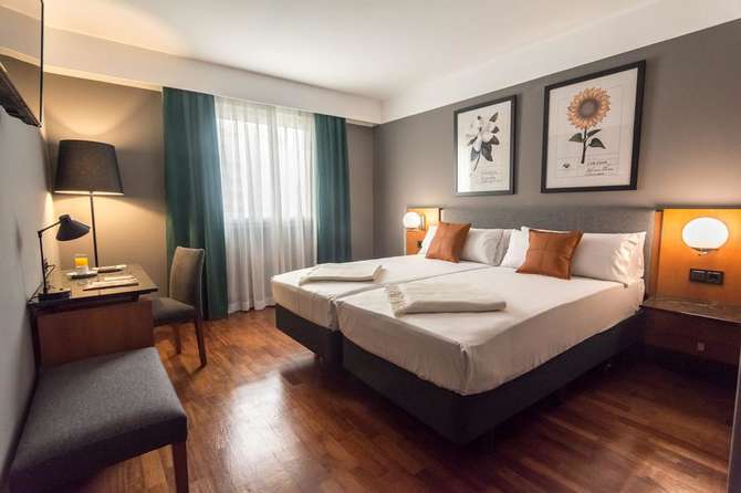 vakantie-naar-Hotel Malcom Barret-mei 2025