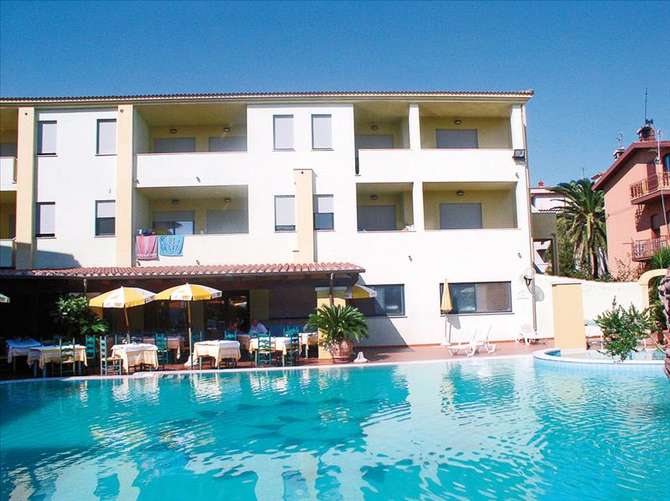 vakantie-naar-Hotel Maria Rosaria-mei 2025