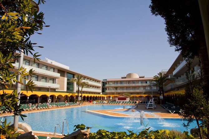 vakantie-naar-Hotel Mediterraneo Benidorm-mei 2025