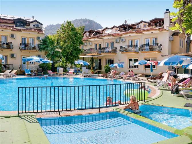 vakantie-naar-Hotel Metin-mei 2025