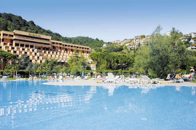 vakantie-naar-Hotel Mimosa Lido Palace-mei 2025
