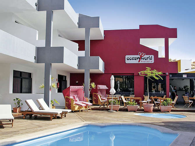 vakantie-naar-Hotel Ocean World-mei 2025
