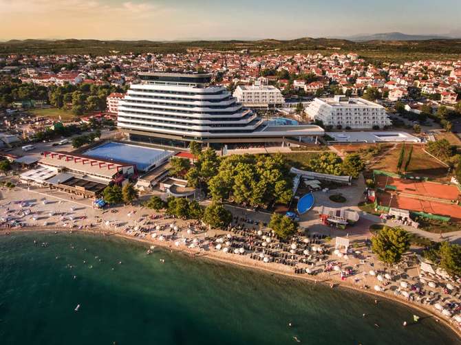 vakantie-naar-Hotel Olympia Sky-mei 2025
