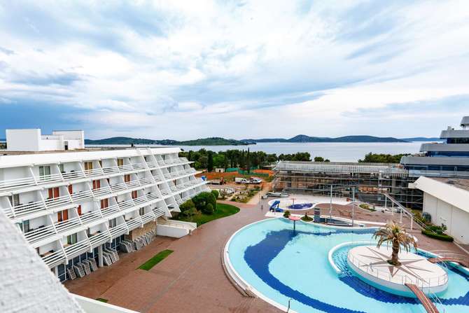 vakantie-naar-Hotel Olympia-juni 2025