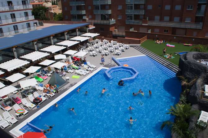 vakantie-naar-Hotel Papi-mei 2025
