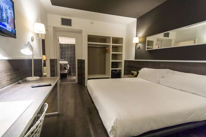 vakantie-naar-Hotel Paral Lel-mei 2025